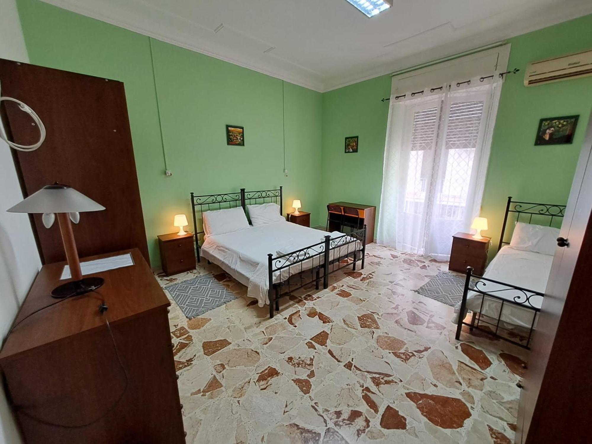 B&B Domus Pina Катания Екстериор снимка
